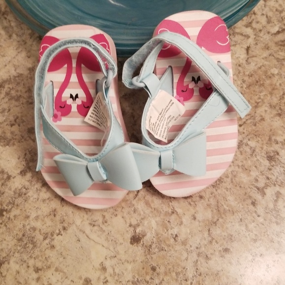 Slippers - Picture 1 of 3